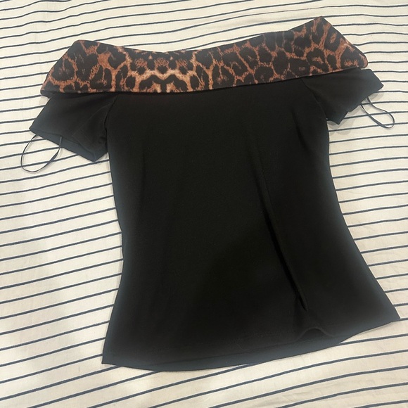 Hell Bunny Tops - Hell Bunny Black Top with Leopard Print Collar
